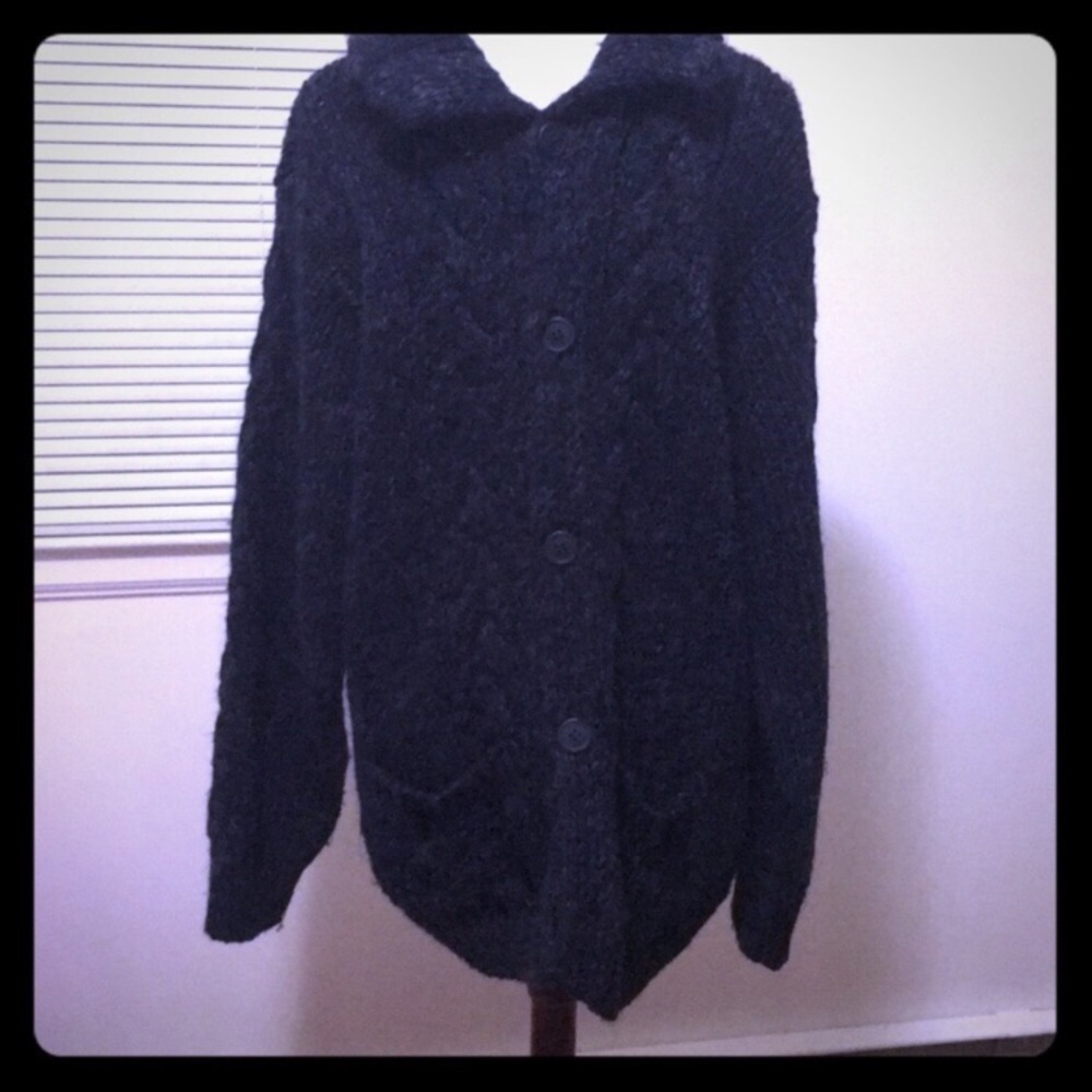 Men’s Navy Blue Zara Sweater